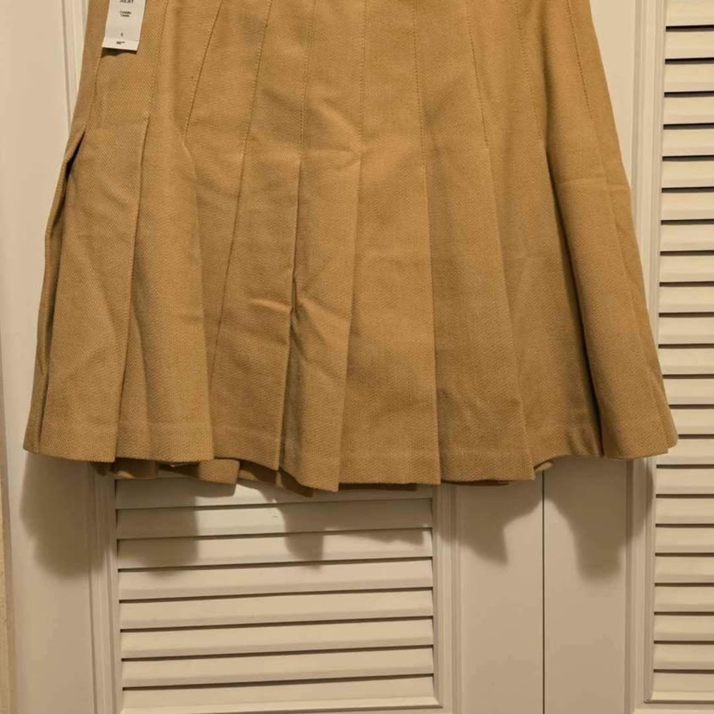 Classic Tan Pleated Skirt